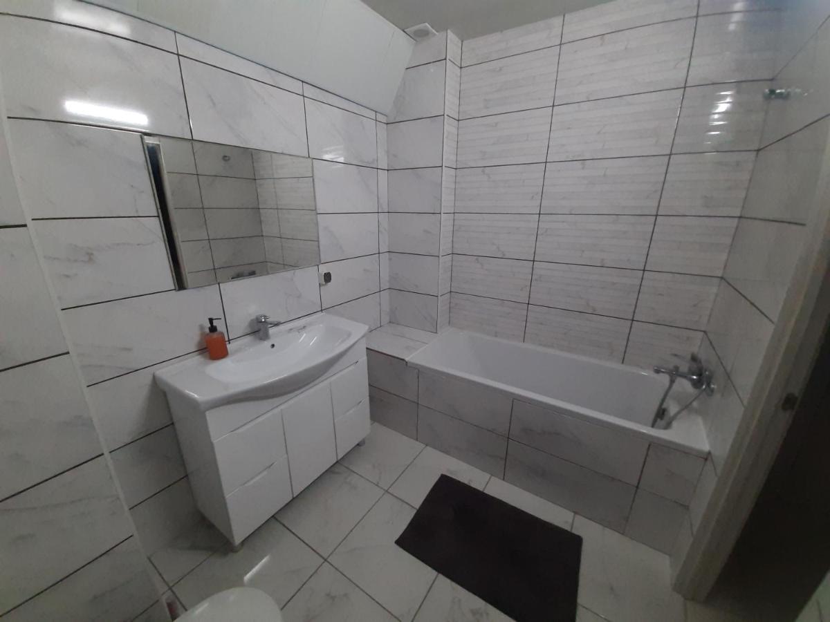 Comfortable Apartment Zamostyanska 34А Vinnytsia Exteriör bild